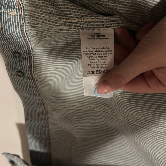 EDDIE BAUER | Light Blue Pin Stripped Lightweight Shirt Jean Jacket Button Up - Picture 11 of 15